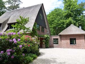 Vergaderen bij privé-vergaderlocatie NR71 Vergaderen bij privé-vergaderlocatie NR71