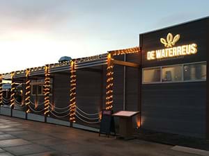 Strandpaviljoen de Waterreus: feestlocatie op het strand op 5 km van het centrum van Den Haag Strandpaviljoen de Waterreus: feestlocatie op het strand op 5 km van het centrum van Den Haag