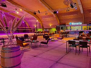 Strand 365 in Veldhoven: Indoor beach club trouwlocatie op 9 km van het centrum van Eindhoven