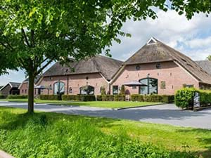 De Bronckhorsthoeve in Brummen: congreslocatie op 22 km van het centrum van Apeldoorn