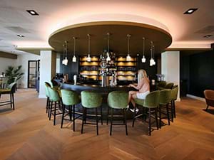 Van der Valk hotel Oostzaan: zakelijke feestlocatie op 10 km van het centrum van Amsterdam Van der Valk hotel Oostzaan: zakelijke feestlocatie op 10 km van het centrum van Amsterdam