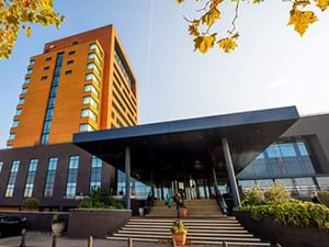 Van der Valk hotel Duiven: congreslocatie op 11 km van het centrum van Arnhem